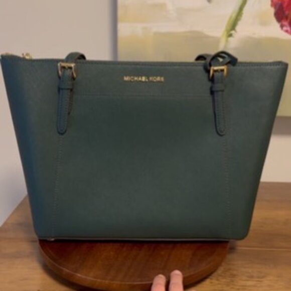 NWOT Michael Kors Hunter Green - Picture 4 of 4